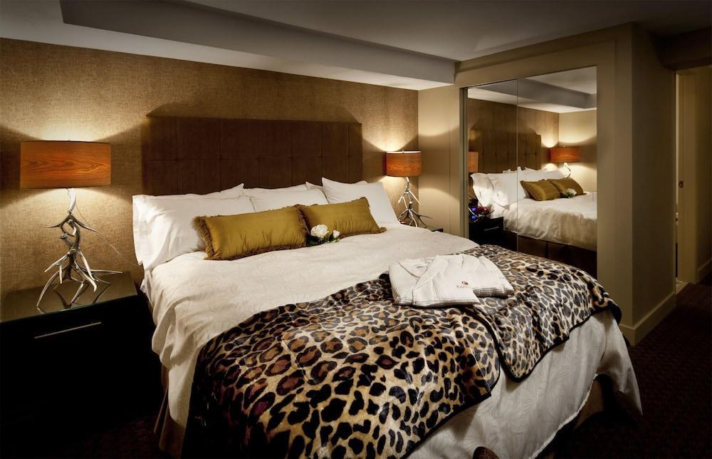 Executive Inn Уислър Екстериор снимка